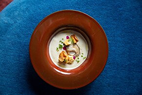 Virgin Hotels New Orleans