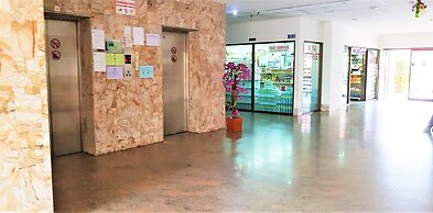 Sea View 4th Floor 1 bed Condo at View Talay 2