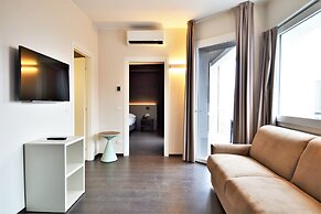 Venice Terminal Apartments & Suites