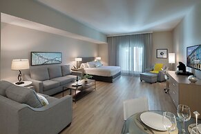 Art House Hotel and Suites