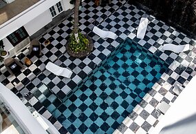 The Xperience by g Adults Only