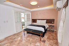 The Xperience by g Adults Only