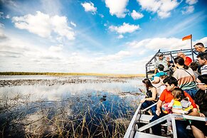 Kimpton Shorebreak Fort Lauderdale Beach Resort by IHG