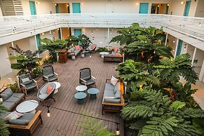 Kimpton Shorebreak Fort Lauderdale Beach Resort by IHG