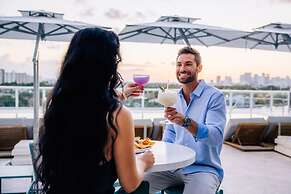 Kimpton Shorebreak Fort Lauderdale Beach Resort by IHG