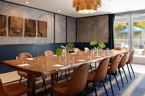 Kimpton Shorebreak Fort Lauderdale Beach Resort by IHG