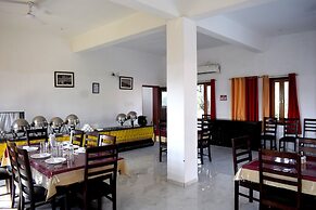 The Sky Imperial Jungle Camp Resort