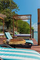 Xcabal Hotel Boutique