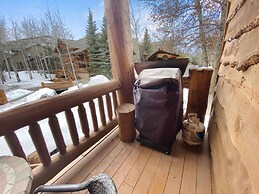 Timberwolf Lodge 6 2 Bedroom Cabin by RedAwning