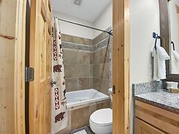 Timberwolf Lodge 6 2 Bedroom Cabin by RedAwning