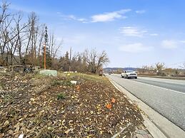 Timberwolf Lodge 6 2 Bedroom Cabin by RedAwning