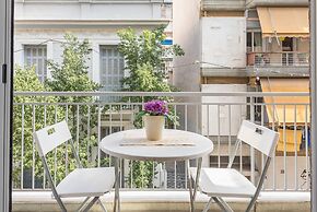 Relaxing Koukaki Apartment by CloudKeys
