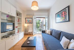 Relaxing Koukaki Apartment by CloudKeys