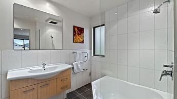 Rocky Mountain Apartment - 129-130