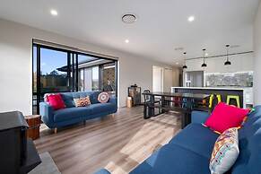 Sapphire Spring Rise