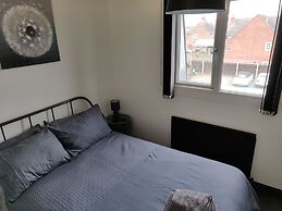 Riverside Park Penthouse Apartment In St Neots