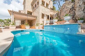 With Panoramic Views On The Sea - Villa Cala Llamp