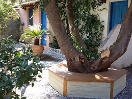 Exclusive Cottages are in S West Crete in a Quiet Olive Grove Near the