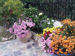 Exclusive Cottage in S West Crete in a Quiet Olive Grove Near the sea