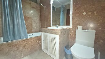 Spacious Retreat With Prime Location, Private Pool, Snooker, Free AC &