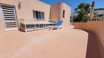Spacious Retreat With Prime Location, Private Pool, Snooker, Free AC &