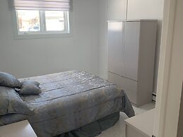 Room in Guest Room - Room for Renting Inside House - Without Breakfast