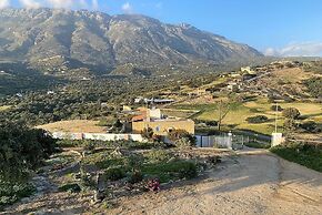 Emmanuela House With Garden and sea View- Triopetra