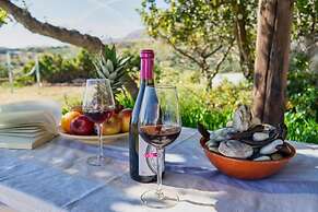 Emmanuela House With Garden and sea View- Triopetra