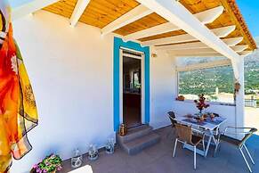 Emmanuela House With Garden and sea View- Triopetra