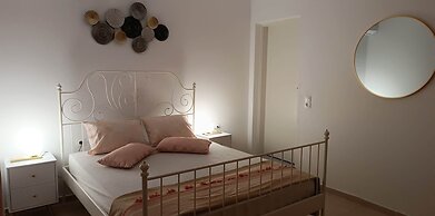 Emmanuela House With Garden and sea View- Triopetra