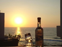 Two Three Bedroom Apt- Sea View Swimming Pool