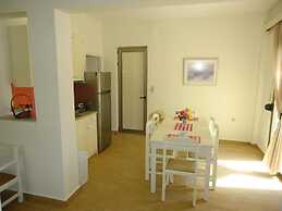 Two Three Bedroom Apt- Sea View Swimming Pool