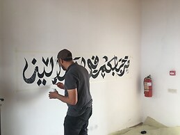 Guest House 12 People, 5 Bedrooms, Overnight or Full Rental