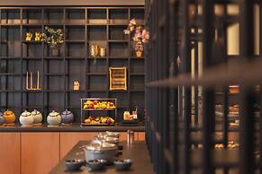 Holiday Inn - the niu, Tab Dusseldorf Main Station by IHG