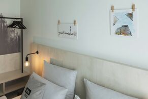 Holiday Inn - the niu, Tab Dusseldorf Main Station by IHG