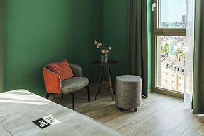 Holiday Inn - the niu, Tab Dusseldorf Main Station by IHG