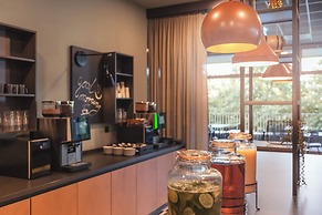 Holiday Inn - the niu, Tab Dusseldorf Main Station by IHG