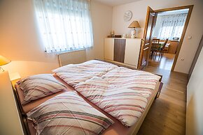 Three Bedroom Apartment Ana With hot tub
