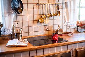 Authentic Countryside Villa With Hot tub