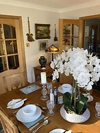 Remarkable 2-bed Cottage in Tranquil Setting