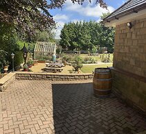 Remarkable 2-bed Cottage in Tranquil Setting