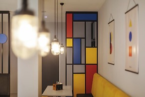 Holiday Inn - the niu, Form Stuttgart Feuerbach by IHG