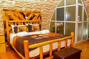 Amanya 1 -bed King Lion Tent