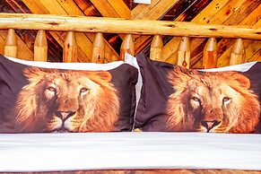 Amanya 1 -bed King Lion Tent