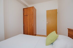 Spacious apt With big Patio,terrace&great sea View