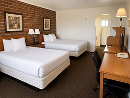 Days Inn by Wyndham Lake Point