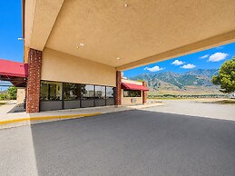Days Inn by Wyndham Lake Point