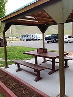 Oquirrh Mountain Inn