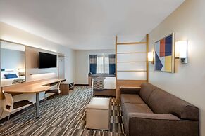 Microtel Inn & Suites by Wyndham Farmington