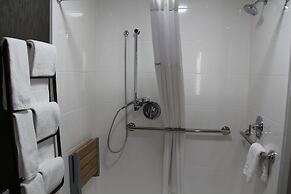 La Quinta Inn & Suites by Wyndham Yakima Downtown